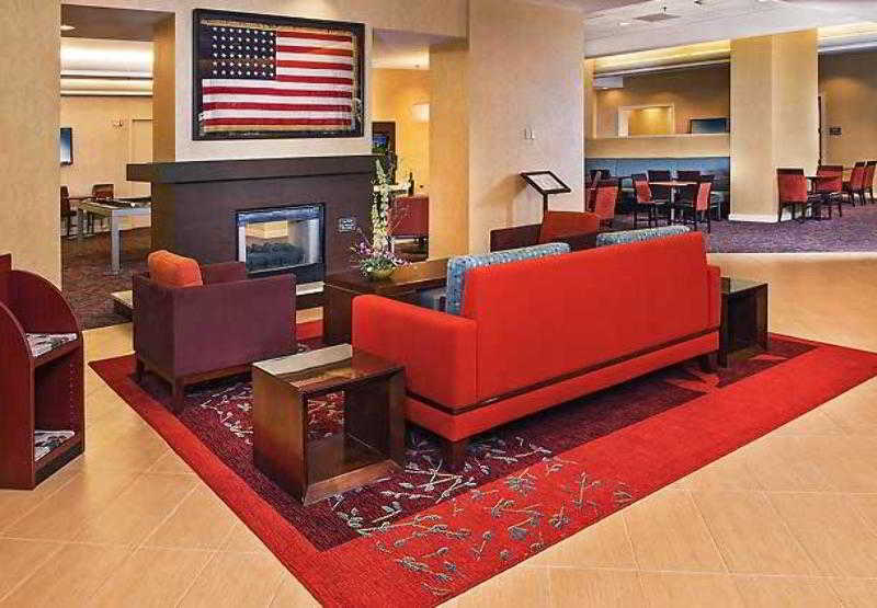 Residence Inn Arlington Pentagon City Interior photo